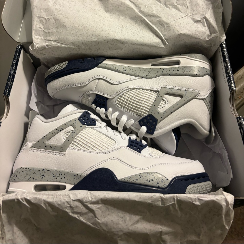 Jordan 4 Retro